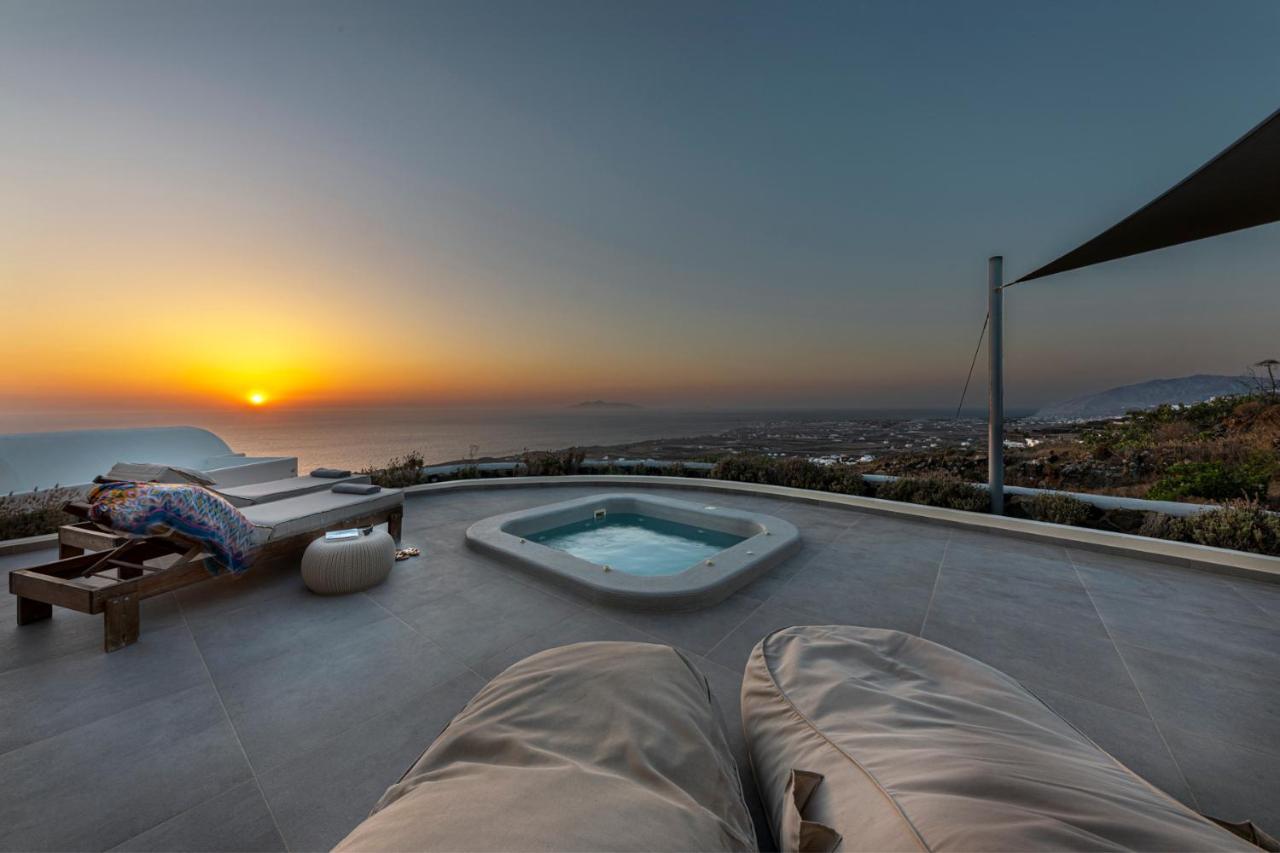 אימרוביגלי Villa Vinea Santorini מראה חיצוני תמונה
