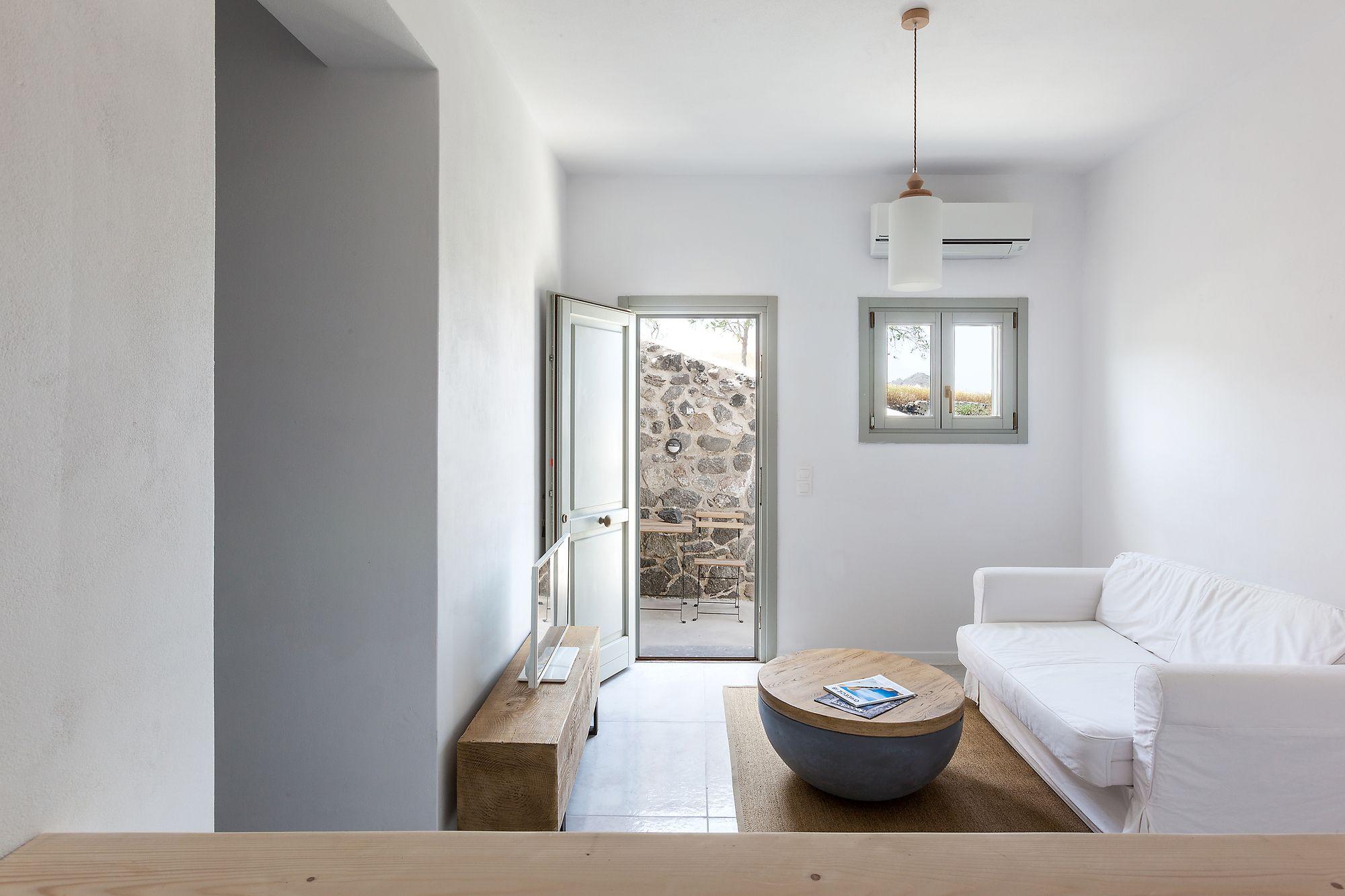 אימרוביגלי Villa Vinea Santorini מראה חיצוני תמונה