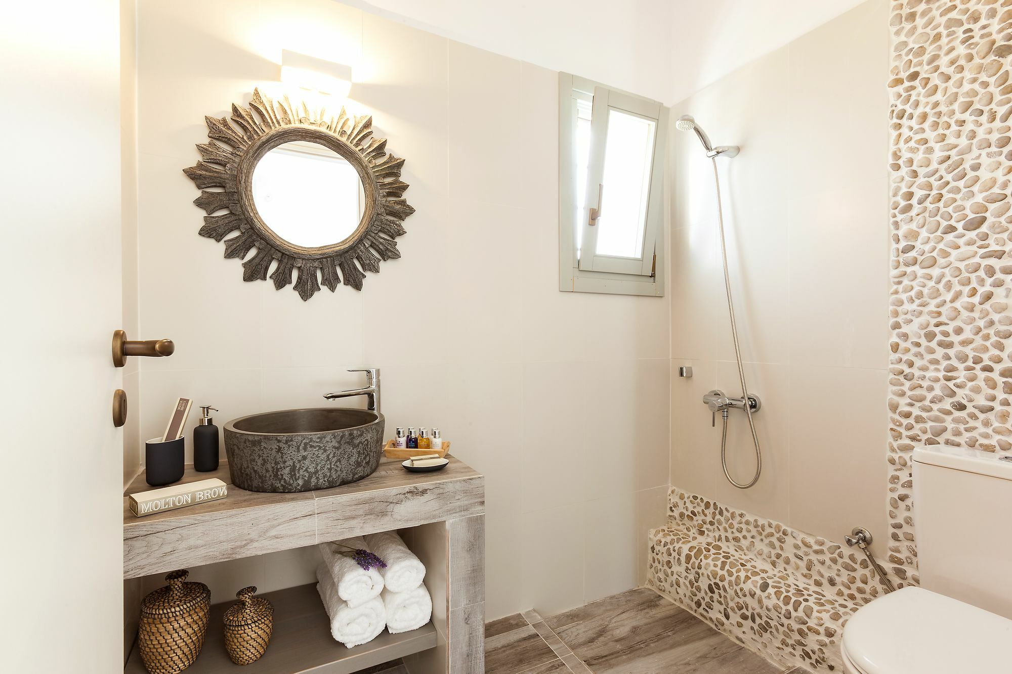 אימרוביגלי Villa Vinea Santorini מראה חיצוני תמונה